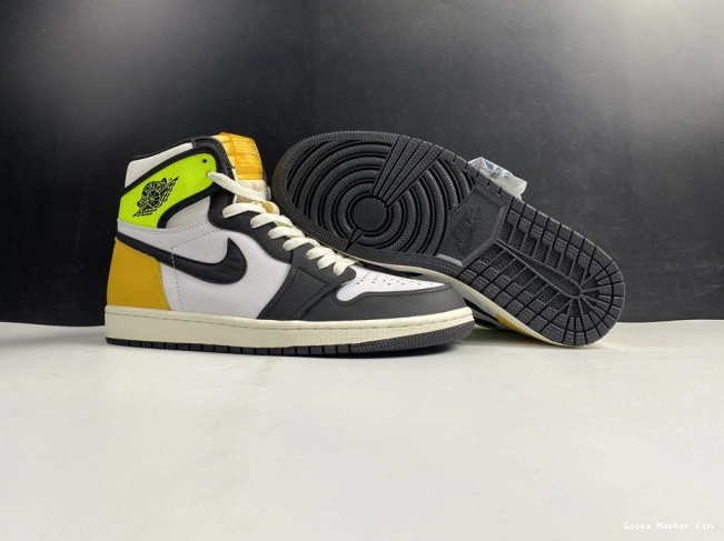 'VOLT JORDAN GOLD' 555088-118 1 AIR HIGH RETRO OG 0702